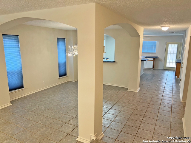7514 Autumn Ledge Property Photo 3