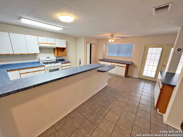 7514 Autumn Ledge Property Photo 6