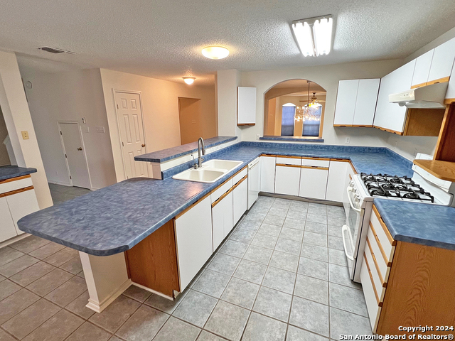 7514 Autumn Ledge Property Photo 8