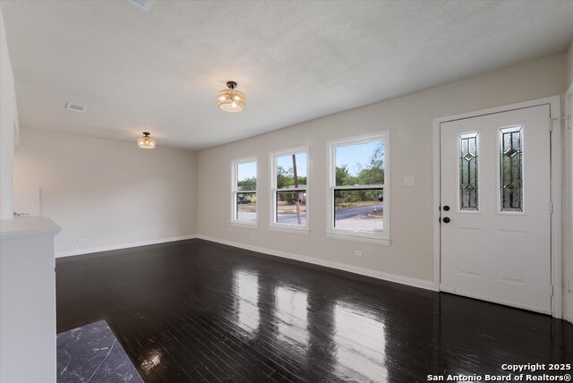 530 John Page Dr Property Photo 6