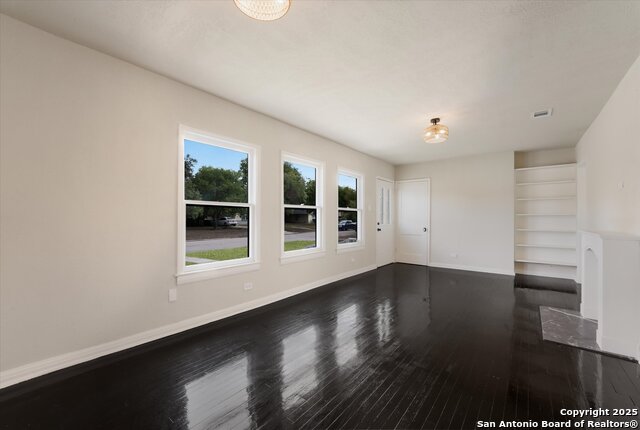 530 John Page Dr Property Photo 10