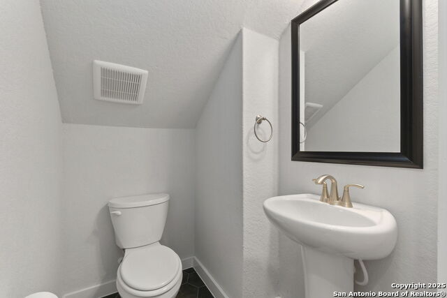 5843 Whitby Rd #40 Property Photo 22