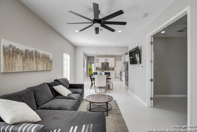 515 Nolan Property Photo 8