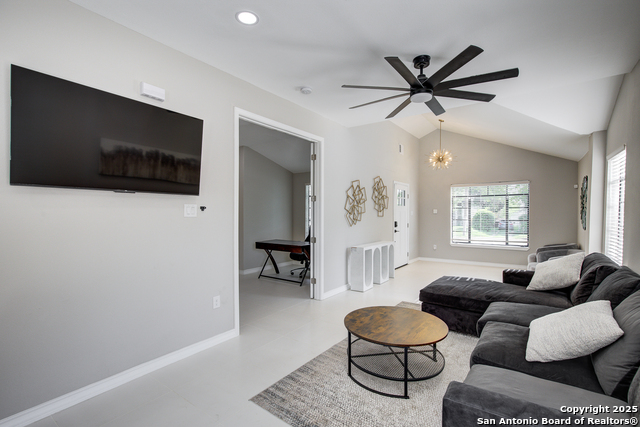 515 Nolan Property Photo 10