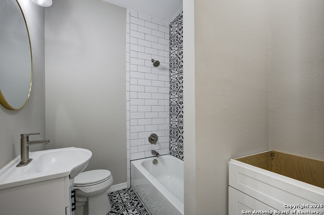 515 Nolan Property Photo 32