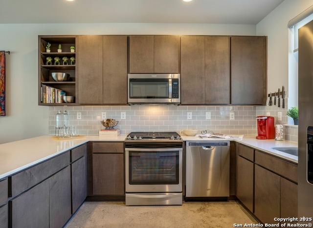 330 Clay Property Photo 4