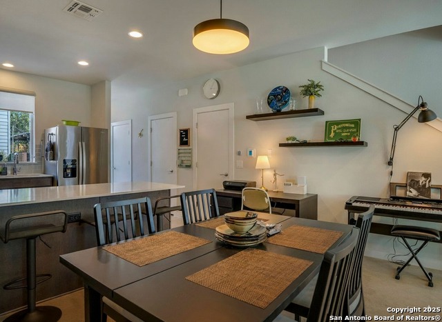 330 Clay Property Photo 9