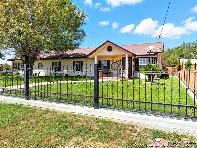 705 Starr Property Photo 1