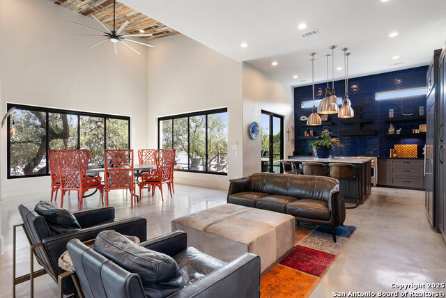 106 Laguna Property Photo 17