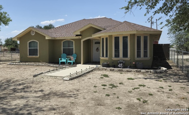 116 W Evlyn Property Photo 1