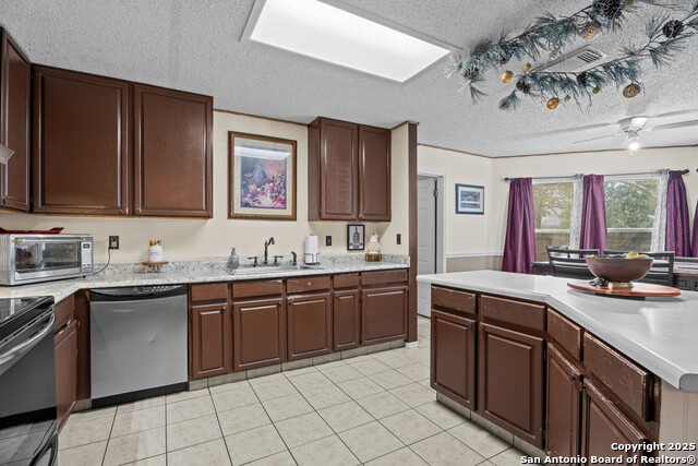 4710 Irish Oak Property Photo 12