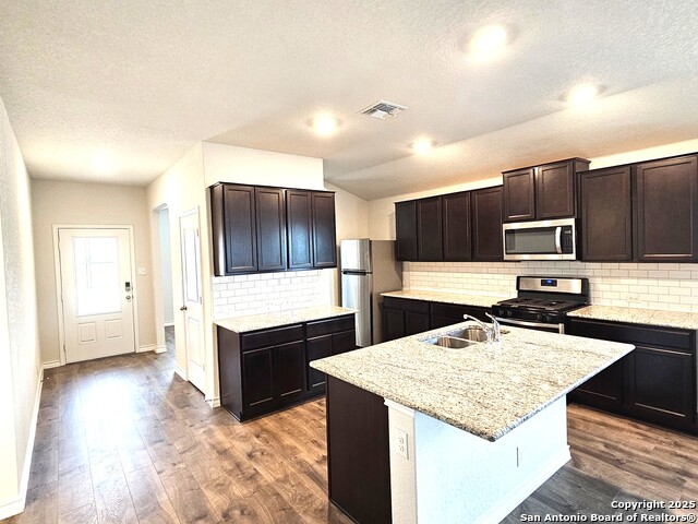181 Harley Hay Property Photo 2