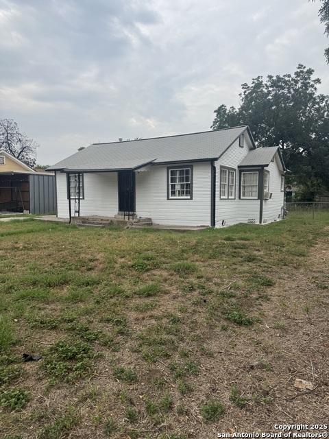 1210 Sims Ave Property Photo 1