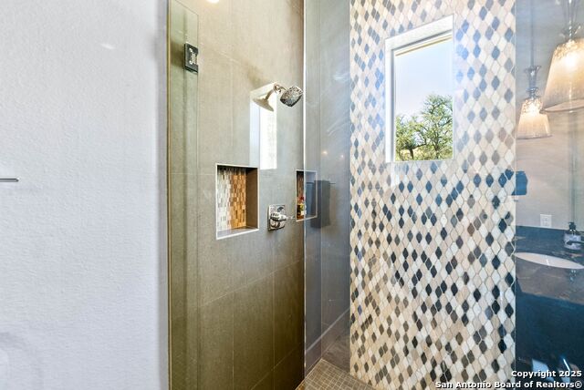 165 Antler Falls Run Property Photo 31