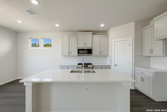 15407 Ivory Hills Property Photo 5
