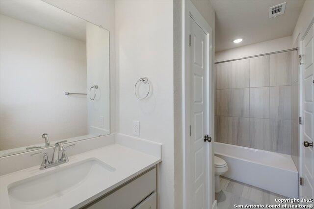 15407 Ivory Hills Property Photo 10