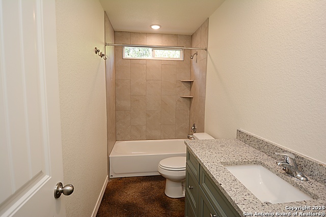 926 High Dr. Property Photo 7