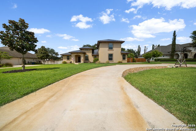 1626 Clover Ridge Property Photo 2