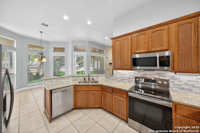 1626 Clover Ridge Property Photo 9