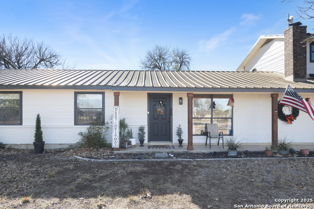 210 Barnes Rd Property Photo 2