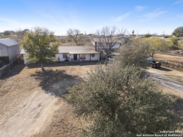 210 Barnes Rd Property Photo 4