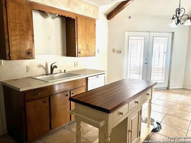 40 Encino Loma Property Photo 12