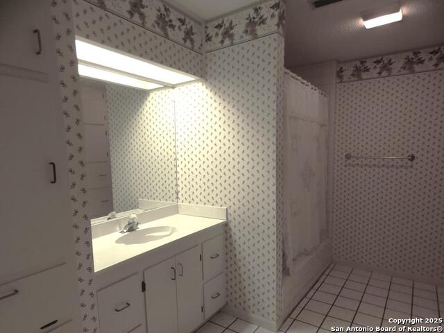 40 Encino Loma Property Photo 22