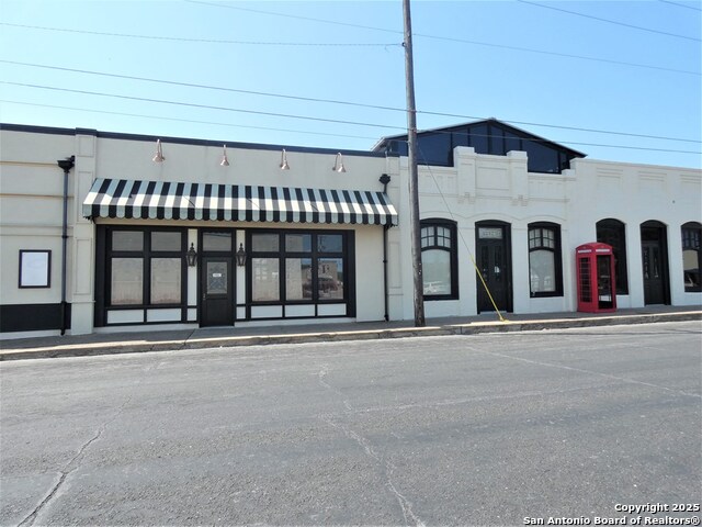 119 N Washington Property Photo 3
