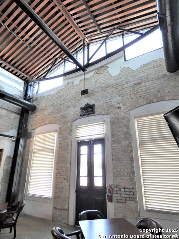 119 N Washington Property Photo 38