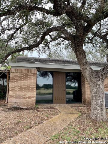 4657 N Business 181 Property Photo 1