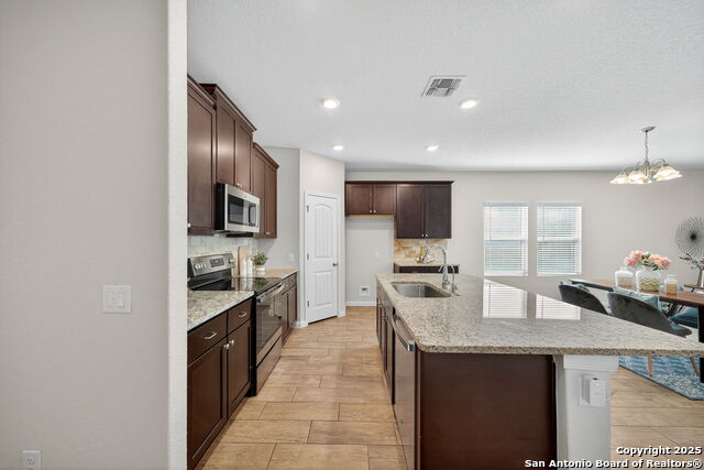 3637 Black Cloud Property Photo 3