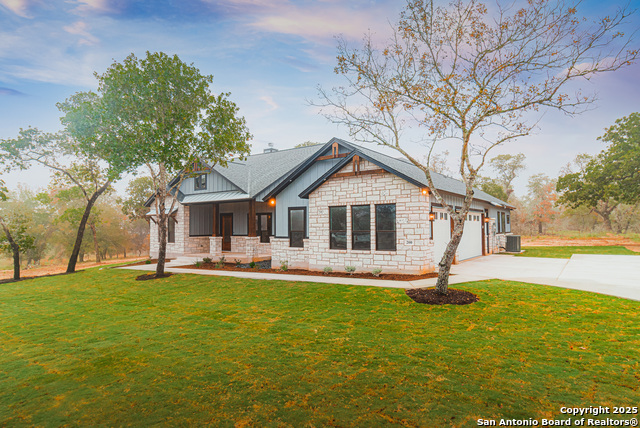 200 Crescent Ridge Property Photo 1