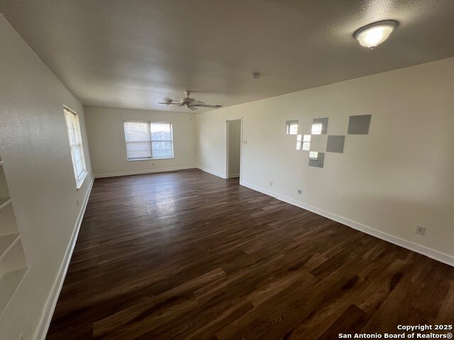 118 Goforth Property Photo 5