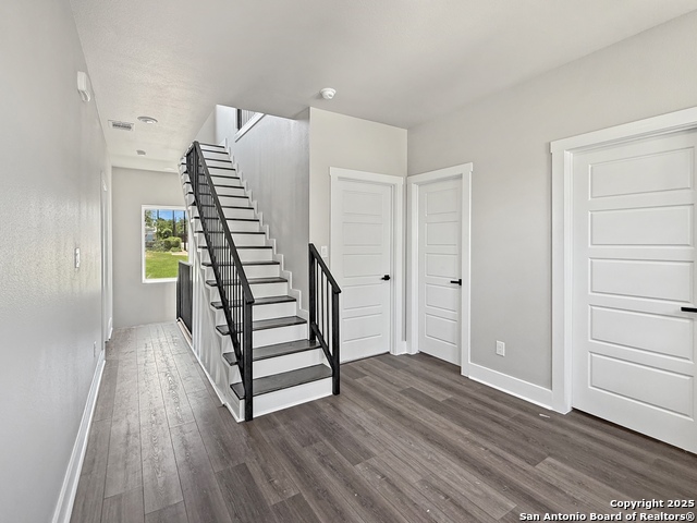 122 S Walters St. Property Photo 6