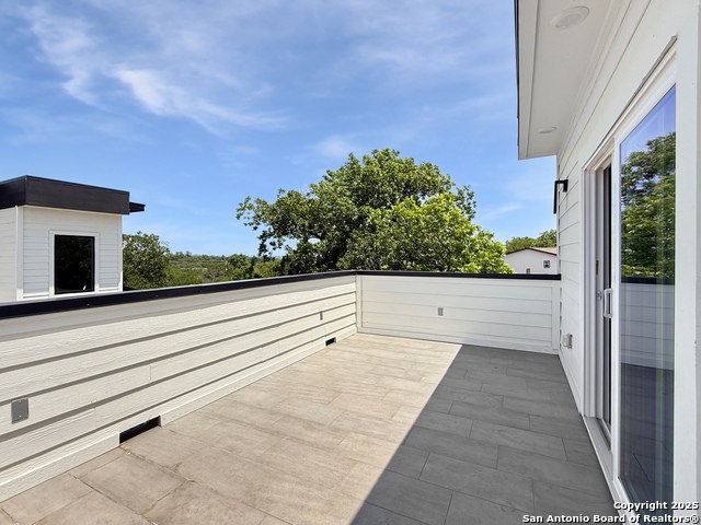 122 S Walters St. Property Photo 15