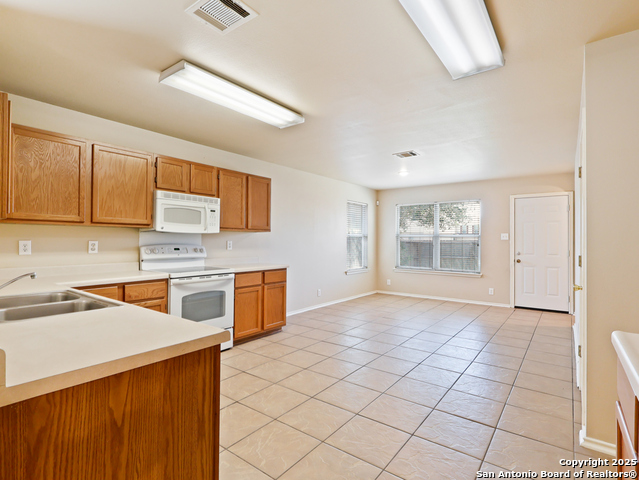 9014 Spiral Woods Property Photo 10