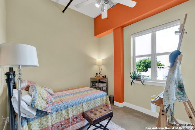 831 S Flores Property Photo 12