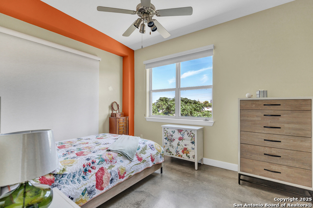 831 S Flores Property Photo 14