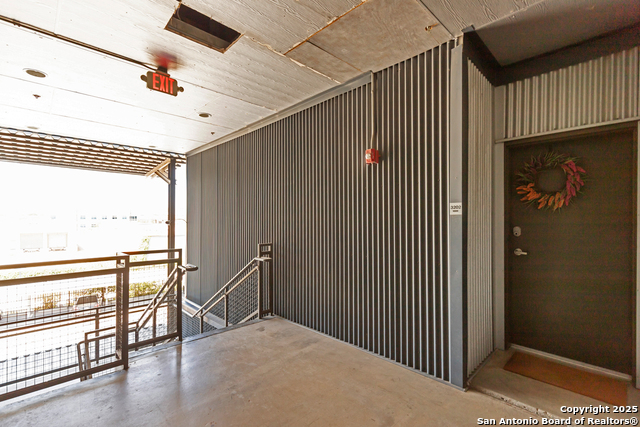 831 S Flores Property Photo 20