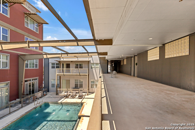 831 S Flores Property Photo 23