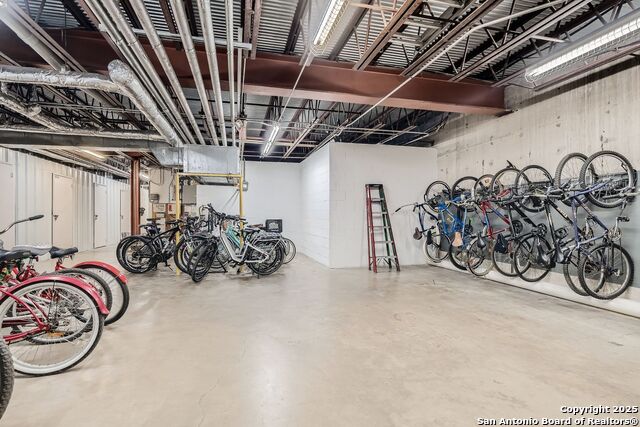 831 S Flores Property Photo 26