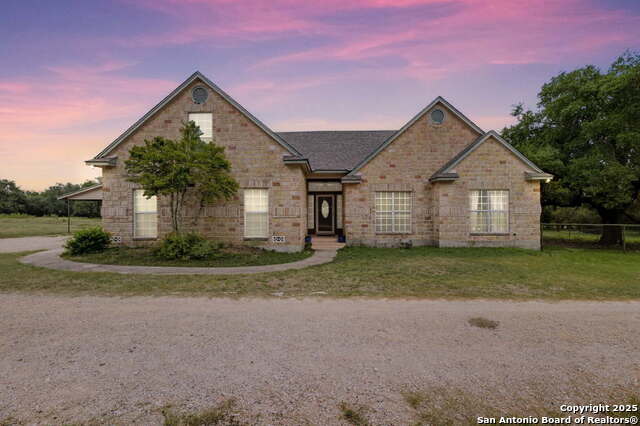 370 Pr 3502 Property Photo 2