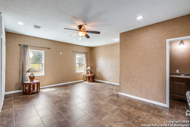300 County Road 324 Property Photo 7