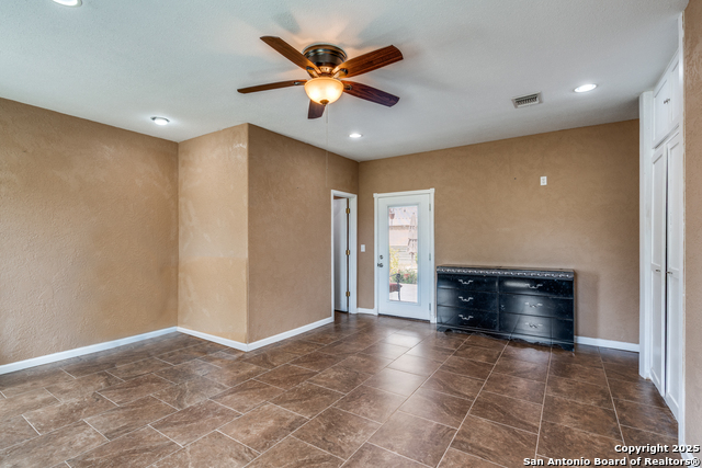 300 County Road 324 Property Photo 9