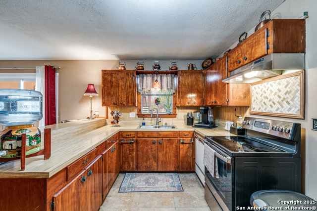 300 County Road 324 Property Photo 18