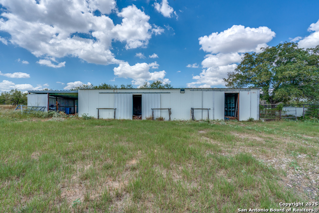 300 County Road 324 Property Photo 47