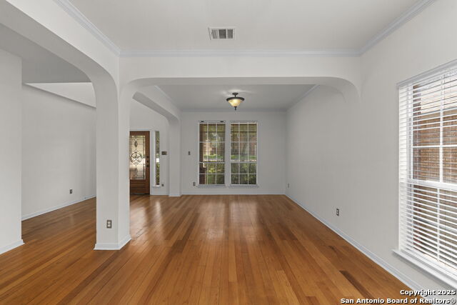 815 Windhurst Property Photo 6