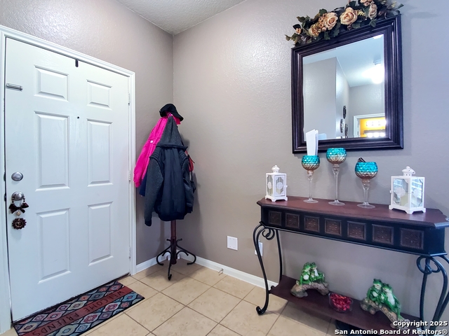 7039 Capeshaw Property Photo 4