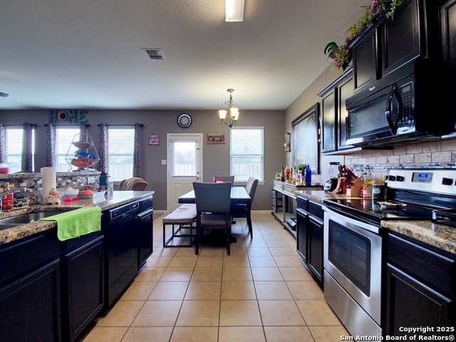 7039 Capeshaw Property Photo 17