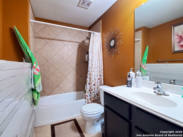 7039 Capeshaw Property Photo 33